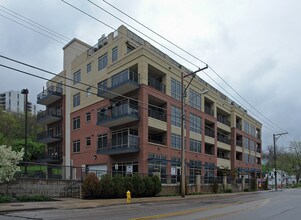 Riverside Condos in Cincinnati, OH - Building Photo - Building Photo