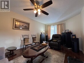 199 Eastforest Trail in Kitchener, ON - Building Photo - Building Photo