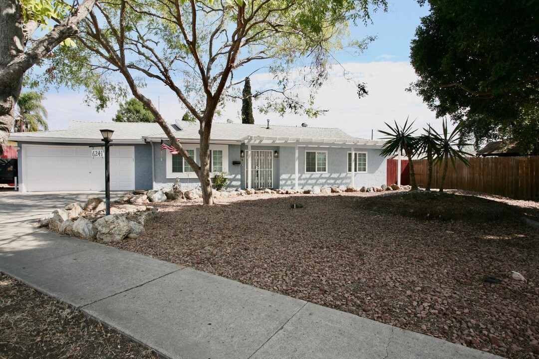 6241 Veemac Ave in La Mesa, CA - Building Photo