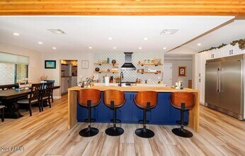 2023 W Windsor Ave in Phoenix, AZ - Building Photo - Building Photo