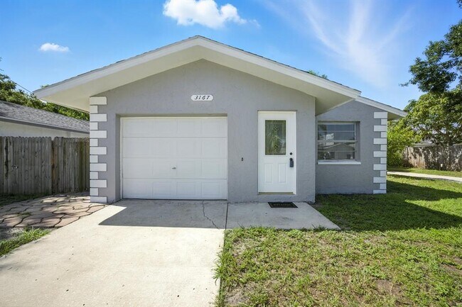 3165 Downing St in Clearwater, FL - Building Photo - Building Photo