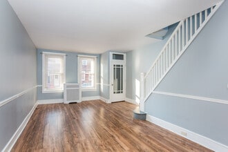 3030 Tulip St in Philadelphia, PA - Foto de edificio - Building Photo