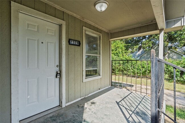 2328 Boss St in La Marque, TX - Foto de edificio - Building Photo