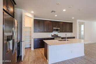 32522 N 20th Gln in Phoenix, AZ - Building Photo - Building Photo