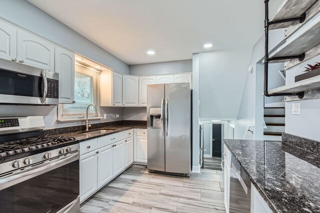 10403 Barnard Dr in Chicago Ridge, IL - Building Photo