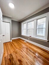8134 S South Shore Dr, Unit 1 in Chicago, IL - Building Photo - Building Photo