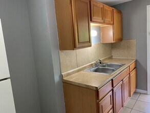 2815 Primrose Ave, Unit A in Fort Worth, TX - Building Photo - Building Photo