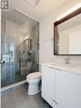 543 Richmond St W in Toronto, ON - Building Photo - Building Photo