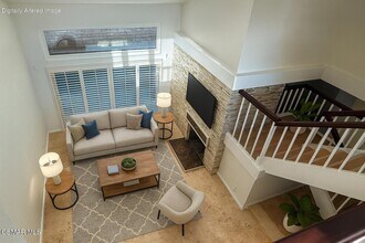 681 Triunfo Canyon Rd in Westlake Village, CA - Building Photo - Building Photo