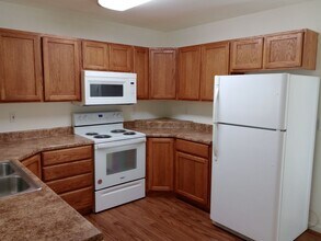 1720-1722-1722 Juniper Dr in Columbia, MO - Building Photo - Building Photo