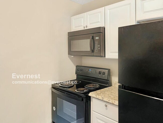 305 Shirley Rd in Smyrna, TN - Building Photo - Building Photo