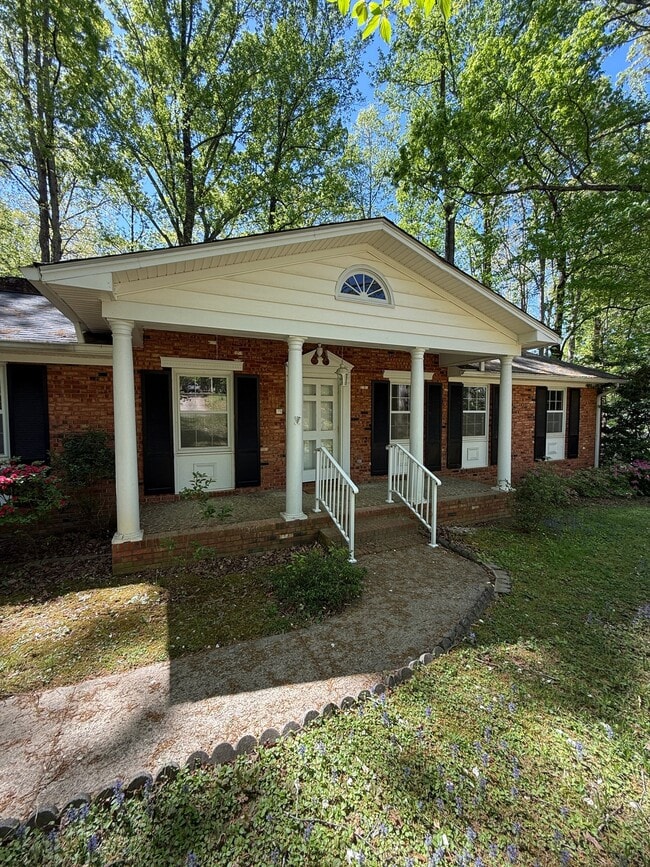 1009 Temple St in Raleigh, NC - Building Photo - Building Photo