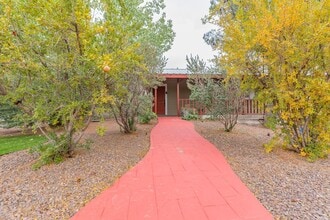 18 Cobblestone Rd in Alamogordo, NM - Building Photo - Building Photo