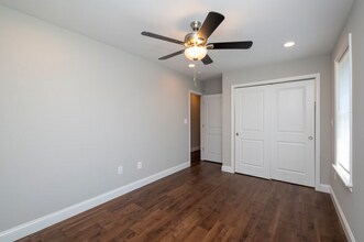 1 W Barney St in Baltimore, MD - Building Photo - Building Photo