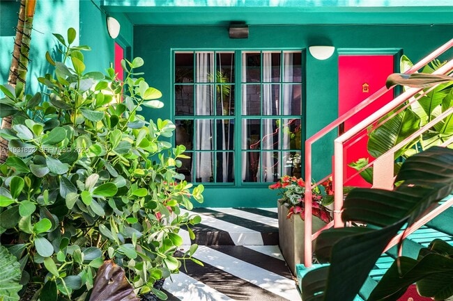 1007 SE 2nd Ct in Fort Lauderdale, FL - Building Photo - Building Photo