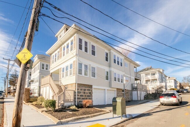 76 Westglow St in Boston, MA - Building Photo - Building Photo