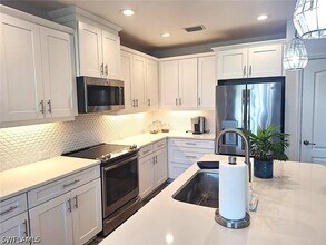 2335 Sawyers Hill Rd in Naples, FL - Building Photo - Building Photo