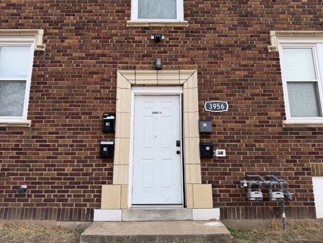 3956 Pennsylvania Ave in St. Louis, MO - Foto de edificio - Building Photo