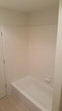 209 E Adams St-Unit -A in Pittsburg, KS - Building Photo - Building Photo