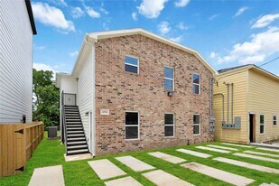 14704 O Hara Dr in Houston, TX - Building Photo