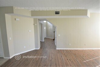 11424 Glenmont Dr in Tampa, FL - Foto de edificio - Building Photo