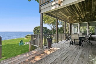 29 Bittersweet Ln in Sag Harbor, NY - Building Photo - Building Photo