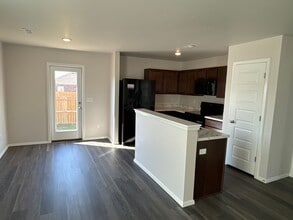 1716 Breckenridge St in Springdale, AR - Building Photo - Building Photo