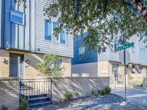 3010 Zenia Dr in Dallas, TX - Building Photo - Building Photo