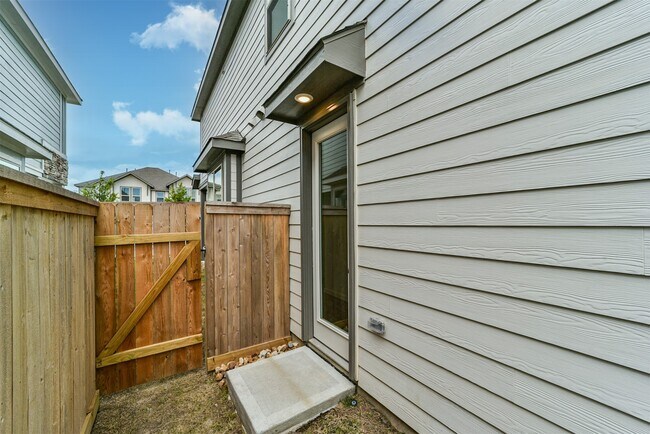 property at 21115 Castroville Wy