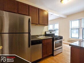 2842 N Orchard St, Unit 2842-11 in Chicago, IL - Building Photo - Building Photo