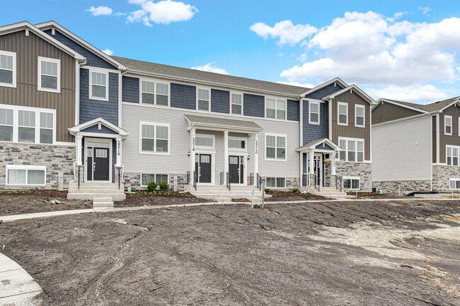 25720 W Yorkshire Dr in Plainfield, IL - Foto de edificio - Building Photo