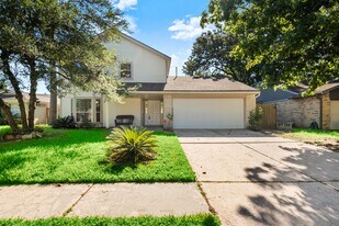 18910 Yaupon Trail in Humble, TX - Building Photo