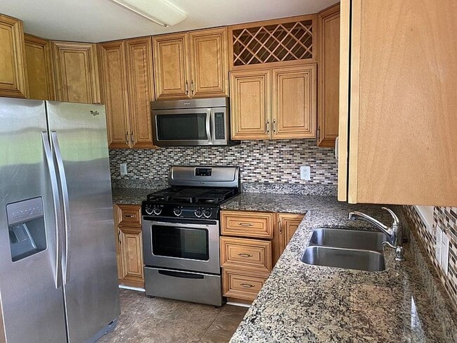 2007 Bayberry Rd in Edgewood, MD - Building Photo - Building Photo