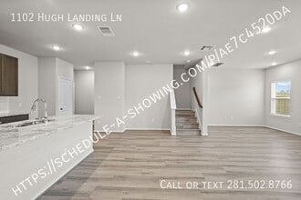 1102 Hugh Lndg Rd in Houston, TX - Building Photo - Building Photo