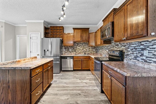 255 Woodstream Dr in Newnan, GA - Building Photo - Building Photo