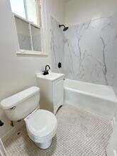 6056 Monroe Ave in Oakland, CA - Building Photo - Building Photo