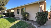 1442 Conestoga Dr in Merced, CA - Building Photo - Building Photo