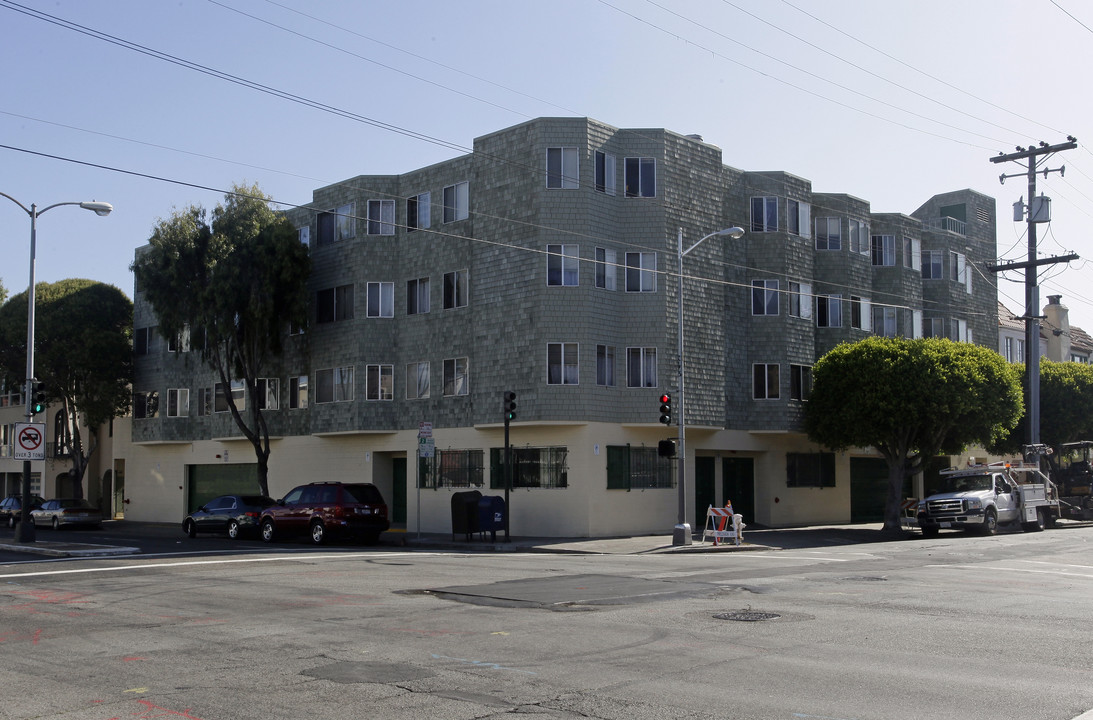 Apartamentos de la Esperanza in San Francisco, CA - Building Photo