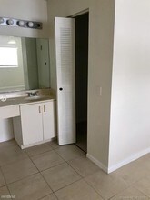 3640 N 56th Ave-Unit -Apt 412 in Hollywood, FL - Building Photo - Building Photo
