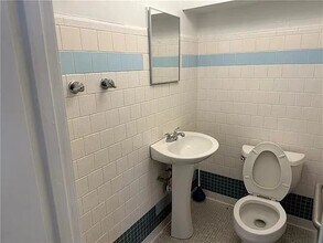 321 Bengal Rd in River Ridge, LA - Foto de edificio - Building Photo