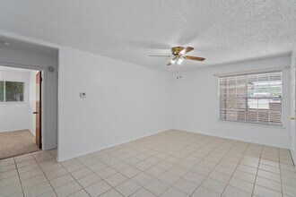 6800 Mini Cir in Austin, TX - Building Photo - Building Photo