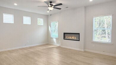 800 Dundee Wy in Cartersville, GA - Building Photo - Building Photo