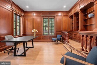 10816 Barn Wood Ln in Potomac, MD - Building Photo - Building Photo