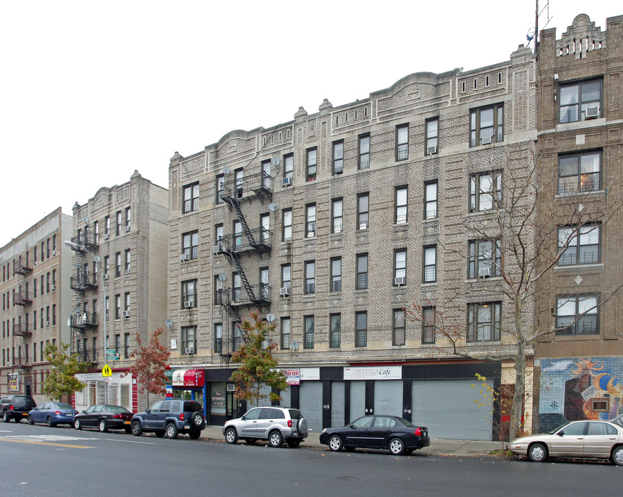 936 Intervale Ave in Bronx, NY - Building Photo