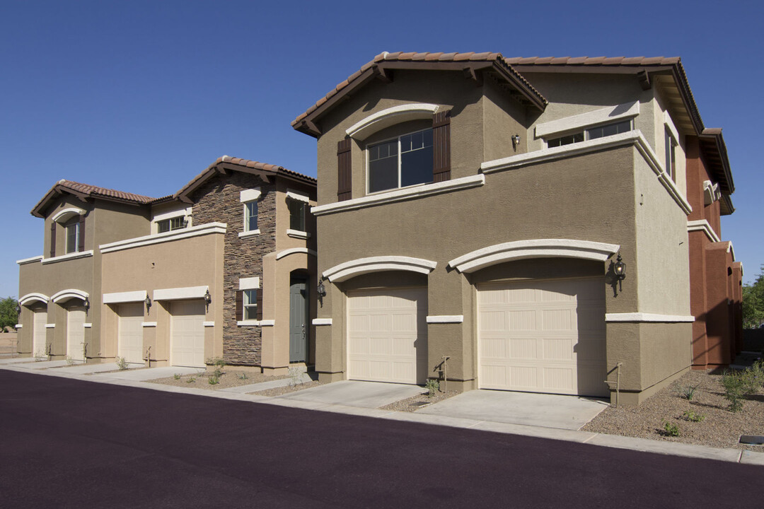 7726 E Baseline Rd, Unit 228 in Mesa, AZ - Building Photo