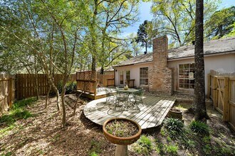 37 Yewleaf Rd in Spring, TX - Building Photo - Building Photo