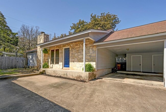 1603 Cinnamon Path in Austin, TX - Building Photo - Building Photo