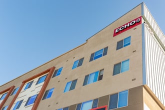 Echo 1055 in Las Vegas, NV - Foto de edificio - Building Photo