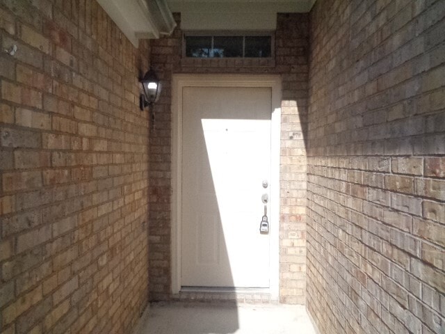 property at 446 N Compass Rose Cir