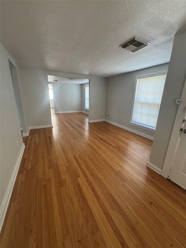 property at 512 Rice St
